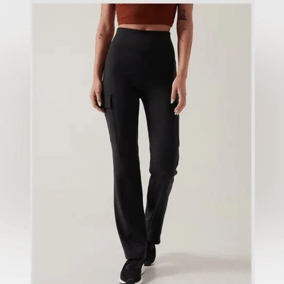 Athleta Pants - Athleta Women's Delancey Straight Cargo Pant Size XXS Black